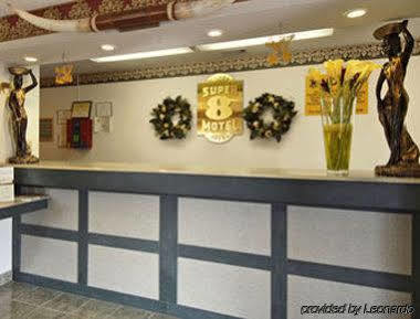 Super 8 By Wyndham Arlington East Hotel ภายนอก รูปภาพ